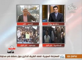 لحظة الاعتداء على طاقم مصر25 فى ميدان التحرير