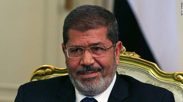 الرئيس محمد مرسى : اعتذر للجميع عن ما يحدث فى الشارع من ازمات البنزين