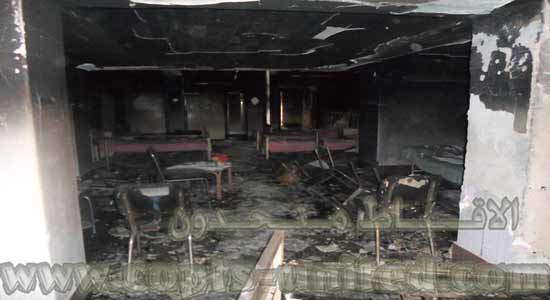 نشطاء سياسيين يزورون الكنائس المحترقة بالسويس