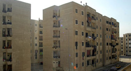 تسليم عمارات مدينة الشهداء بالسويس و الأمن يضبط 5 في اشتباكات الإخوان