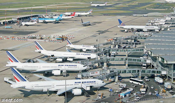  المطار يحبط تهريب 9 طائرات تجسس
