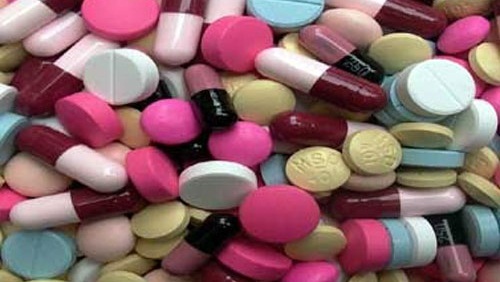  ضبط عامل يتاجر في الأقراص المخدرة بالبحر الأحمر