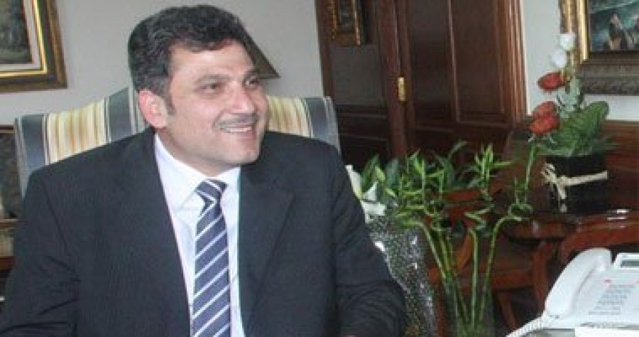  د. حسام مغازي وزير