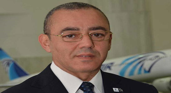 حسام كمال وزير الطيران المدني