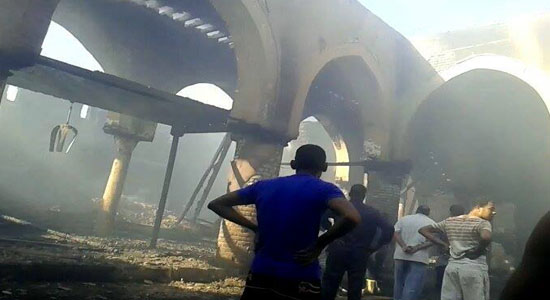 حريق المسجد الأثري بقنا