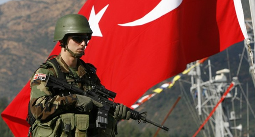  الجيش التركي يفتح نيرانه على 