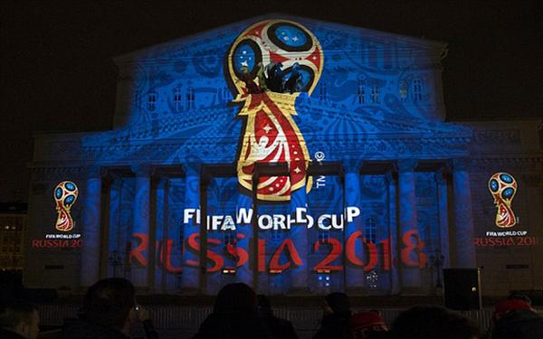 رواد فضاء روس يصممون شعار كأس العالم 2018