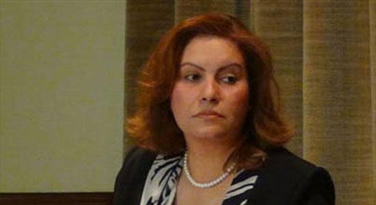 د. عايدة نصيف أستاذ الفلسفة بجامعة القاهرة