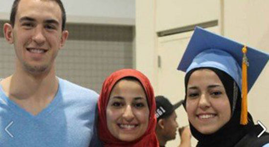 الطلاب المسلمون ضحايا ولاية نورث كارولينا الأمريكية