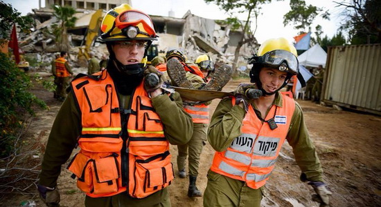 إسرائيل توجه مساعدات إغاثة لمنكوبي زلزال نيبال