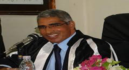 عباس منصور رئيس جامعة جنوب الوادى