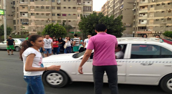  شباب أقباط يجوبون شوراع القاهرة لتوزيع وجبات إفطار على الصائمين