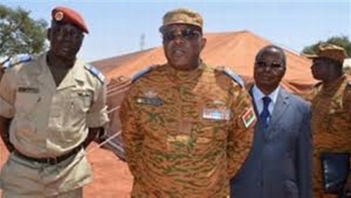 قائد الانقلاب في بوركينا فاسو يعتذر للشعب