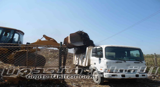  انتهاء نقل القمامة بالمقلب الوسيط لمدينة مطاي إلي شرق النيل بالمنيا