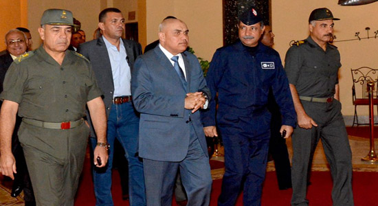   وزير الدفاع يعود لمصر بعد زيارة رسمية لأسبانيا