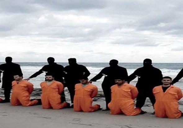 ذبح الأقباط في ليبيا أبرز جرائم داعش في 2015