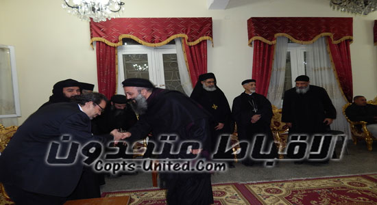  بطاركة  محافظات مصر وسفير الفاتيكان في جنازة الأنبا يؤانس