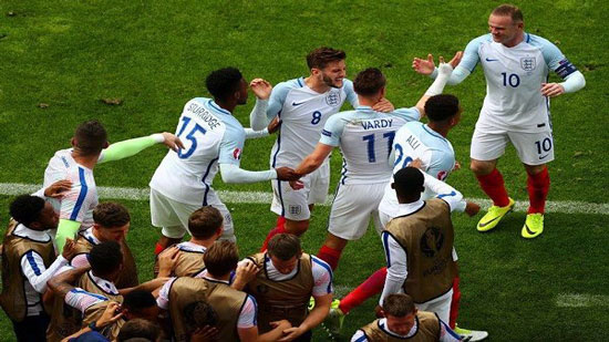 يورو 2016.. إنجلترا تحقق فوزا صعب في الدقائق الأخيرة أمام ويلز 