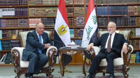 وزير الخارجية يستهل زيارته إلى بغداد بلقاء وزير خارجية العراق