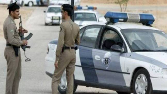 عاجل| انتحاري يفجر نفسه أمام موقف مستشفى في السعودية