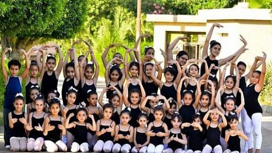 بالفيديو.. إنشاء أول مدرسة لفن البالية بصعيد مصر بالمنيا 