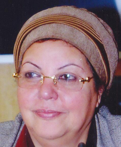 عائشة عبد الهادي: لم ولن نُصدق على عقود لعمل المصريات بالخارج كخادمات  