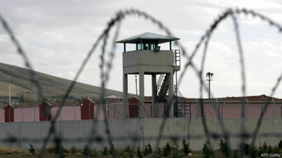 فاينانشال تايمز: سجون تركيا هي الآن الأكثر اكتظاظا في أوروبا