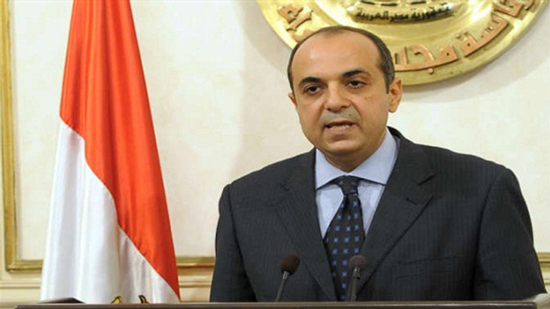 الحكومة: وزير التموين المستقيل له إنجازات وإسماعيل لم يجبره على الاستقالة