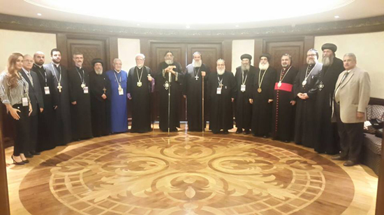 بالصور.. اجتماع 3 بطاركة للكنائس الأرثوذكسية الشرقية القديمة بالأردن