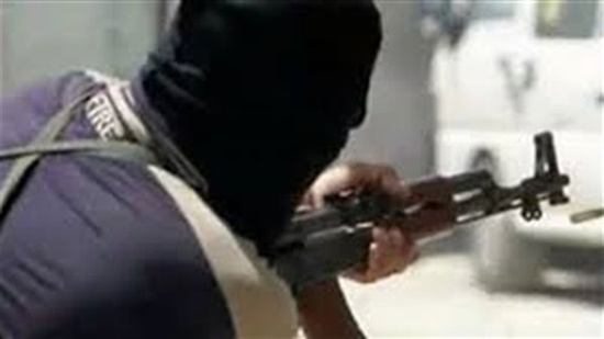 مسلحون يذبحون مواطنا في ميدان عام بالعريش