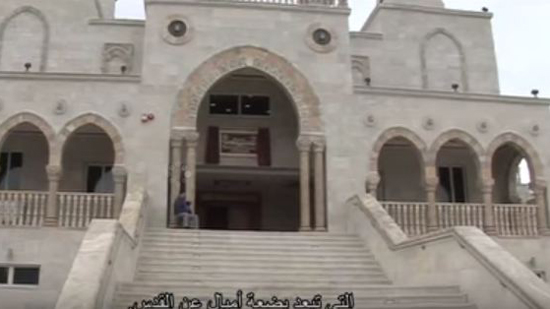 بالفيديو..مسجد فخم للمسلمين بإسرائيل 