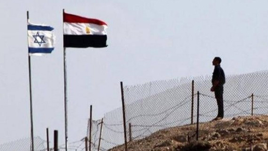 التلفزيون الإسرائيلي: مقتل عامل من الجيش على الحدود مع مصر