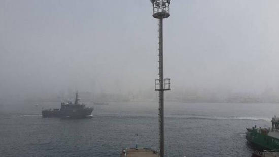 الطقس السئ يوقف الصيد والملاحة بميناء برلس 