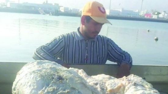 صياد عماني ابتسم له الحظ فأصبح مليونيرًا خلال ثواني