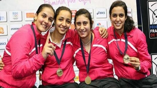 مصر تتأهل لربع نهائي العالم لسيدات الإسكواش بعد الفوز الثالث على التوالي