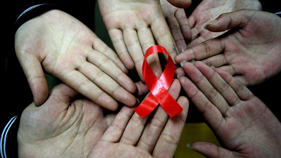 الصحة: 7 آلاف مصري يعانون من مرض الإيدز