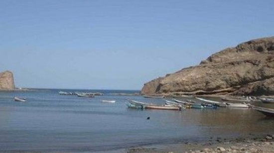 حتى الآن.. إنقاذ 17 راكبًا من السفينة اليمنية الغارقة في بحر العرب