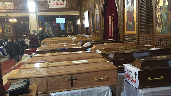 دفن 16 من شهداء البطرسية بمقبرة  كنيسة الأنبا شنوده 