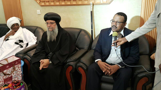  بالصور.. قيادات السودان يهنئون الكنيسة القبطية بأم درمان بالعيد