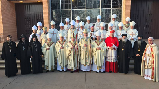 بالصور.. الكنيسة الأرثوذكسية تشارك في احتفال سيامة قس كاثوليكي بجنوب كاليفورنيا