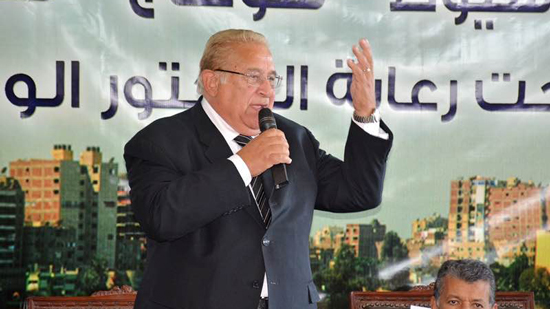  اللواء محسن النعمانى وزير التنمية المحلية الأسبق