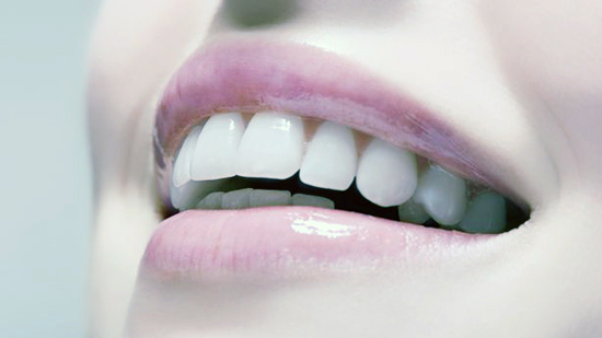 طبيب أسنان: تركيب الأسنان أبرز طفرات علاج التأكل منذ سنوات