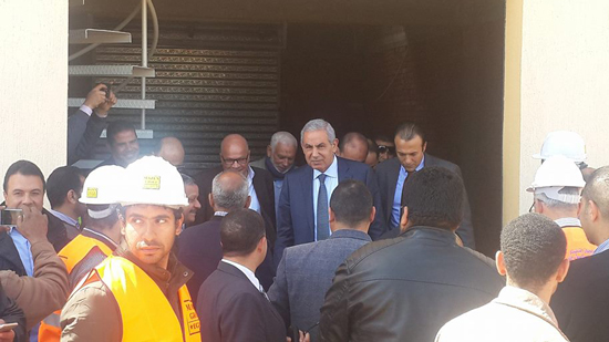  وزير الصناعة: بدء تجهيز أول 10 مصانع بمدينة الجلود بالروبيكي