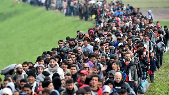 تركيا تهدد أوروبا بفتح الطريق أمام اللاجئين