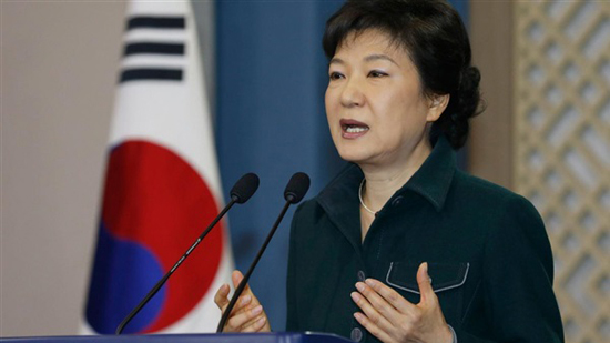 رئيسة كوريا الجنوبية المعزولة تعتذر وتتعهد بالتعاون مع التحقيق