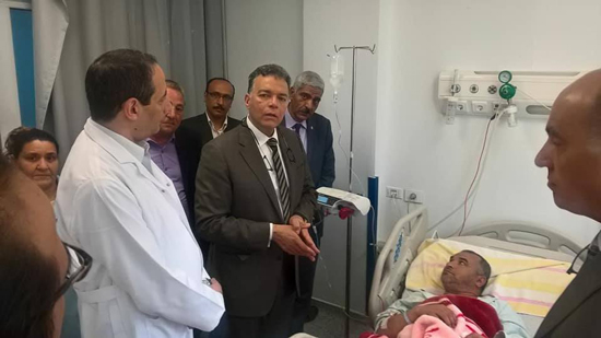  بالصور.. وزير النقل يتفقد انتظام العمل بمستشفى المركز الطبي للسكك الحديدية