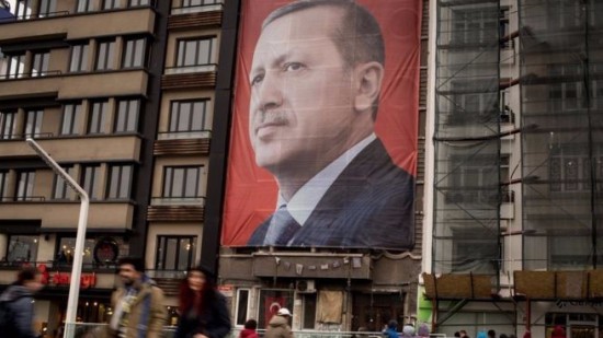  الأتراك يصوتون لصالح التعديلات الدستورية