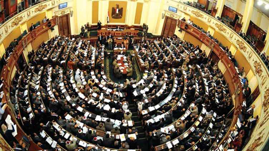 البرلمان يناقش تعديل قانون الصناعة مع رجال أعمال