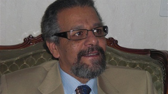  د. عوض شفيق، أستاذ القانون الدولي