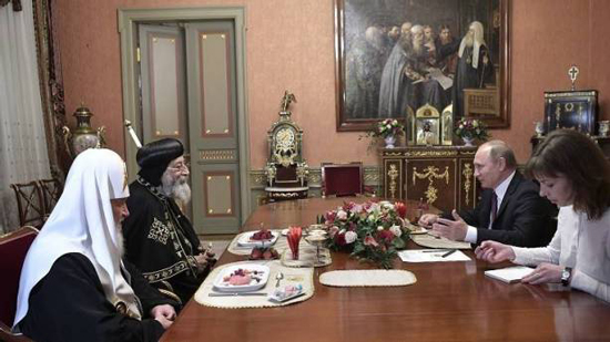 بوتين يطلب من البابا نقل تحياته لمصر.. وتواضروس: نصلي لتحسين العلاقات